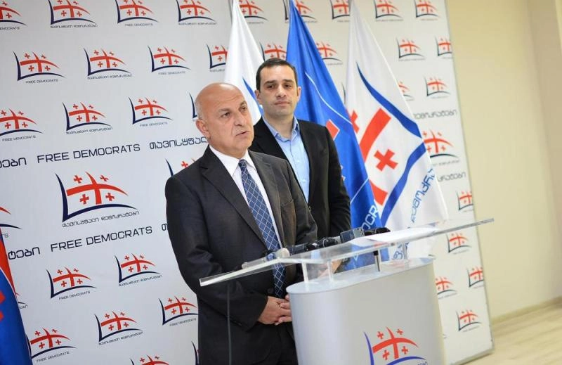  "თავისუფალ დემოკრატებს" ვალერი ჩეჩელაშვილი შეუერთდა