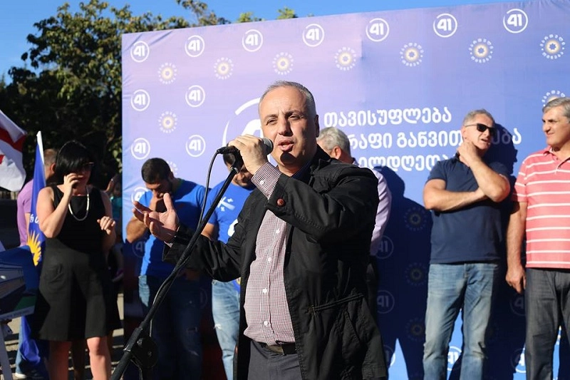 ცნობილი ქართველი სპორტსმენები დიმიტრი ხუნდაძის მხარდასაჭერად სოფელ გალავანს ეწვივნენ
