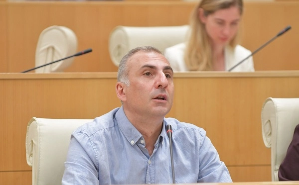ზურაბ ადეიშვილი ვიქტორ ორბანმა შეიფარა და პოლიტიკური თავშესაფარი მისცა უნგრეთმა, ჰკითხონ ახლა თავიანთ მეგობარ ორბანს „ქართული ოცნების“ წევრებმა, რატომ მოხდა ეს ამბავი? - ალეკო ელისაშვილ