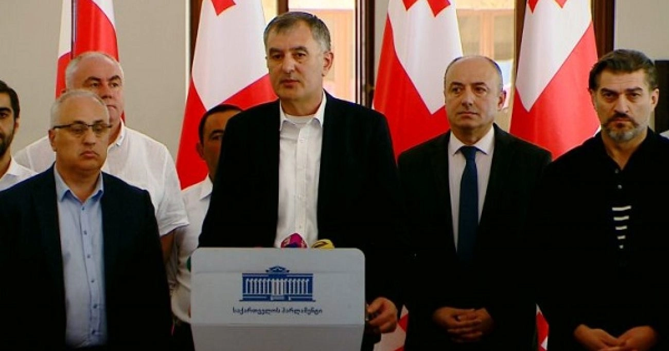 „ხალხის ძალა“ პარლამენტში "უცხოური გავლენის გამჭვირვალობის შესახებ" კანონპროექტს აინიცირებს