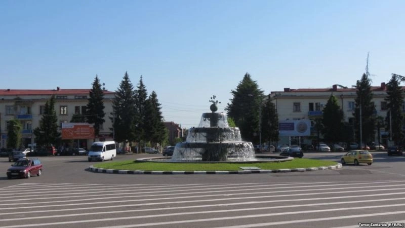 ზუგდიდში დამოუკიდებლობის დღე მხოლოდ მშვიდობიანი მსვლელობით აღინიშნება