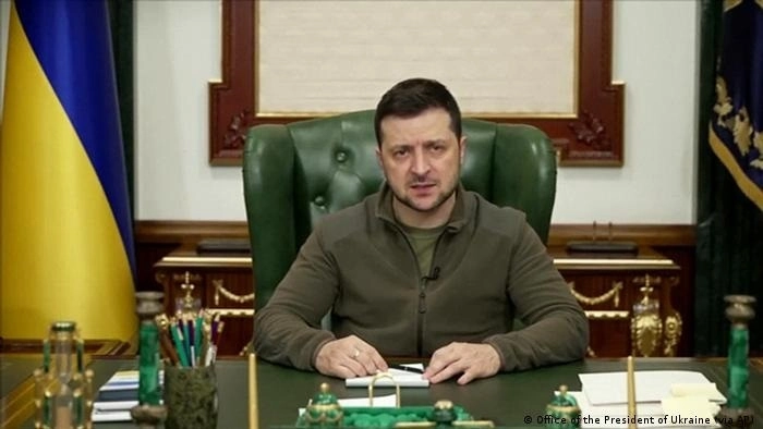 ვიწვევ მერკელსა და სარკოზის ბუჩაში, ნახონ სადამდე მიგვიყვანა რუსეთის მიმართ დათმობის პოლიტიკამ - ზელენსკი