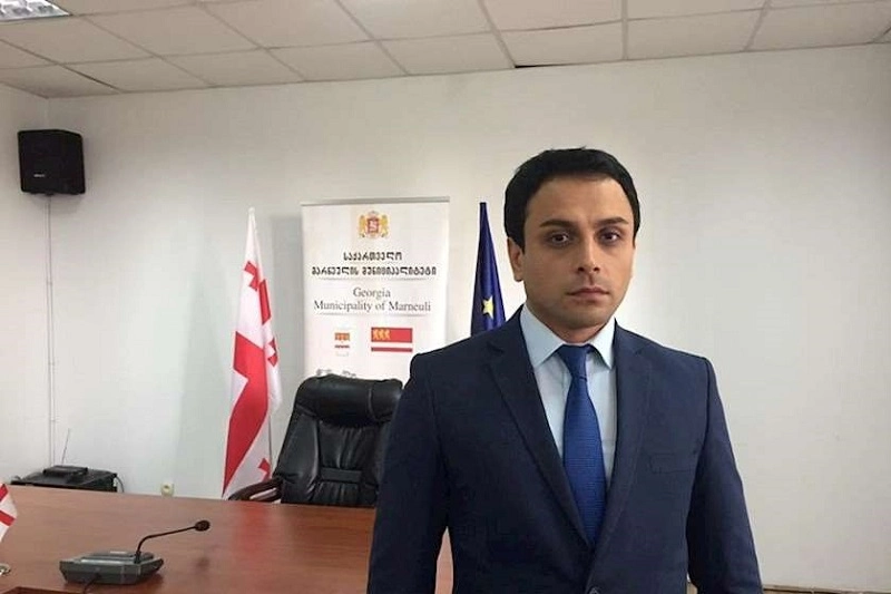 მარნეულის ყოფილი მერი ციხეში ყოფნის დროს ხელფასის განაცდურის აღებას ითხოვს