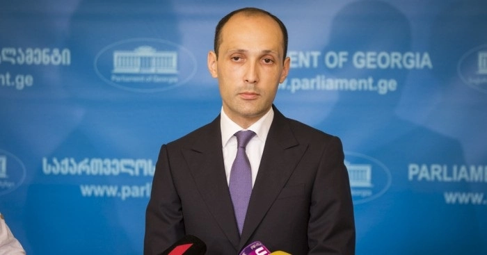 1-ლი აპრილიდან ნებისმიერი სისქის პლასტიკის პარკები ბიოდეგრადირებადი პარკებით  ჩანაცვლდება -  ლევან დავითაშვილი