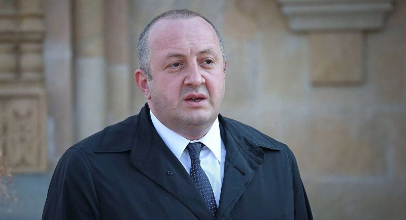  საქართველოს პრეზიდენტი ქართველ დიპლომატებს პროფესიულ დღესასწაულს ულოცავს