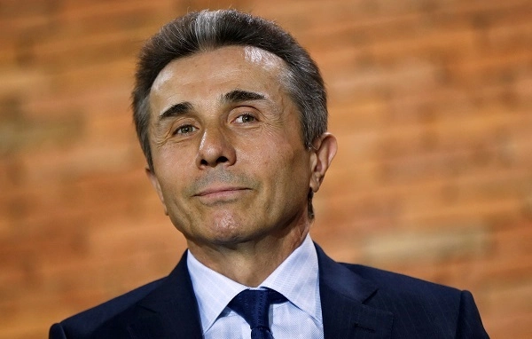 ერთ-ერთი, რაც დარდად მიმყვება, არის ის, რომ ვერ ჩამოყალიბდა სახელმწიფოებრივად მოაზროვნე ოპოზიცია - ივანიშვილი