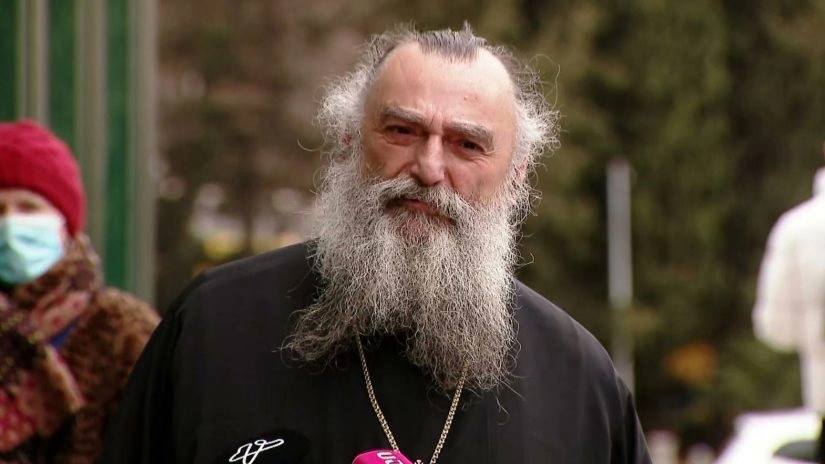 ეჭვი რომ მქონდეს, მიხეილ სააკაშვილი თვითდაზიანებით არის დაკავებული, ზიარების უფლებას არ მივცემდი - მეუფე ნიკოლოზი