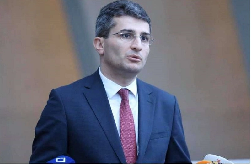 უნდა გადავიდეთ ახალ დღის წესრიგზე. შეუძლებელია, თვეების განმავლობაში გრძელდებოდეს მოგონილი კრიზისი - მდინარაძე