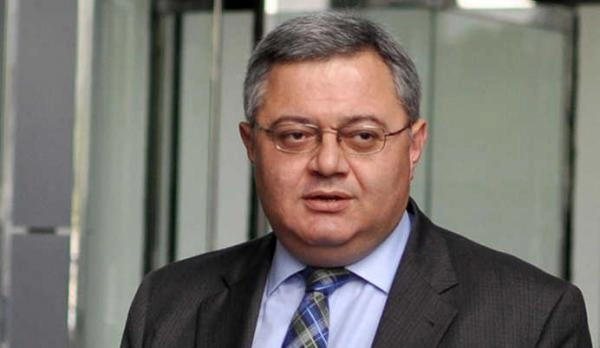 დავით უსუფაშვილი მოსამართლეებს მოუწოდებს ნუ გაღიზიანდებიან განსხვავებული მოსაზრებების მოსმენისას