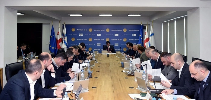  კალაძემ მერიის არქიტექტურის სამსახურს დაავალა, შენობა-ნაგებობების უსაფრთხოების წესებთან პროექტის შესაბამისობა მკაცრად გააკონტროლოს