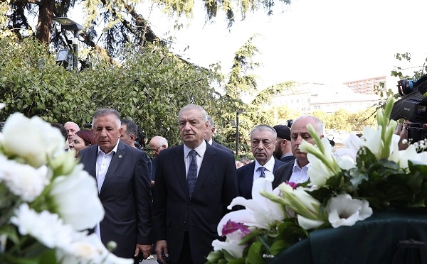 დარწმუნებული ვარ, რომ ტერიტორიული მთლიანობის აღდგენას ძალიან ბევრი მოესწრება კიდევ, მათ შორის, ვინც აქ არის - გია ვოლსკი
