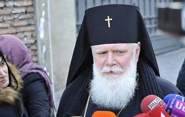 თქვენ გარდააცვალეთ ლექსო ლაშქარავა, თქვენზეა პასუხისმგებლობა - მეუფე ანტონი ჟურნალისტებს 