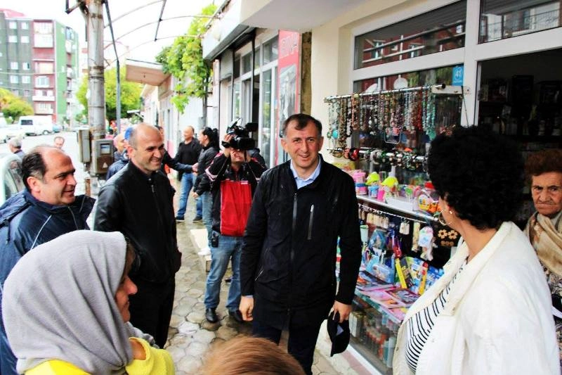 აჭარის მთავრობის თავმჯდომარე ქობულეთის სავაჭრო ცენტრში