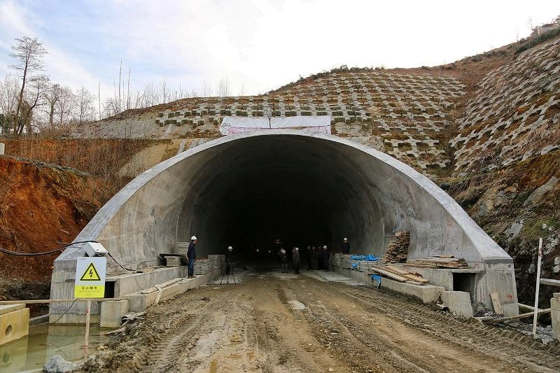ქობულეთის შემოვლითი გზის მშენებლობა წლის ბოლომდე დასრულდება