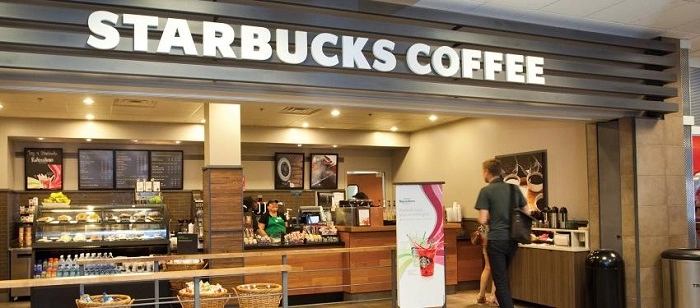  Starbucks-ი რასობრივი სკანდალის გამო, აშშ-ში კაფეტერიებს დახურავს